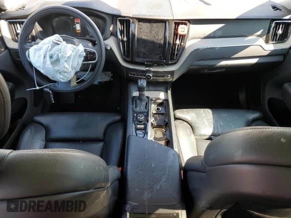 ✅ 2019 Volvo XC60 Inscription • VIN: LYV102RL0KB287438 • Lot: 50498045. Wystawiony na Copart z przebiegiem 60 633 mil. Bezpłatny archiwum sprzedaży aukcyjnych z USA i szczegółowy raport historii pojazdu na DreamBid. Zdjęcie 8.