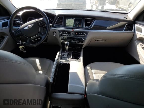 ✅ 2015 Hyundai Genesis 3.8L • VIN: KMHGN4JEXFU058275 • Lot: 47283305. Wystawiony na Copart z przebiegiem 273 170 mil. Bezpłatny archiwum sprzedaży aukcyjnych z USA i szczegółowy raport historii pojazdu na DreamBid. Zdjęcie 8.