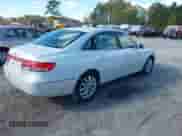 2006 Hyundai Azera SE with VIN KMHFC46F36A120653, listed as a IAAI auction lot 41729959 with 133,083 mi miles and . Bid and sale history available at DreamBid. Image 4.