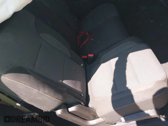 ✅ 2020 Chevrolet Traverse LS • VIN: 1GNERFKW4LJ127887 • Lot: 43126438. Listed on IAAI with 115,532 mi. Free auction sales archive from the USA and detailed vehicle history report at DreamBid. Image 8.