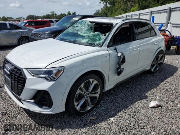 ✅ 2021 Audi Q3 S line Premium Plus • VIN: WA1EECF37M1130765 • Lot: 71060315. Listed on Copart with 56,321 mi. Free auction sales archive from the USA and detailed vehicle history report at DreamBid. Image 1.