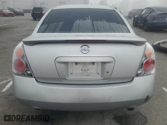 ✅ 2003 Nissan Altima SE • VIN: 1N4BL11E93C191121 • Lot: 82309335. Listed on Copart with 214,996 mi. Free auction sales archive from the USA and detailed vehicle history report at DreamBid. Image 6.