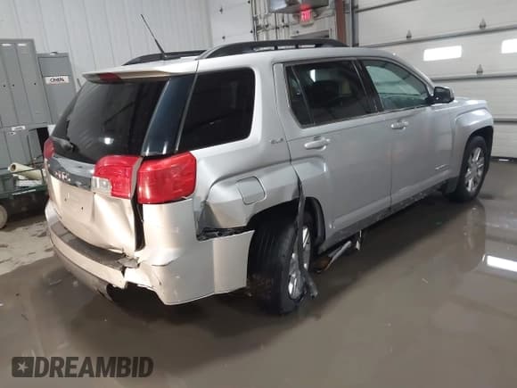 ✅ 2010 GMC Terrain SLE-2 • VIN: 2CTFLEEW0A6391742 • Lot: 41607448. Wystawiony na IAAI z przebiegiem 181 922 mil. Bezpłatny archiwum sprzedaży aukcyjnych z USA i szczegółowy raport historii pojazdu na DreamBid. Zdjęcie 4.