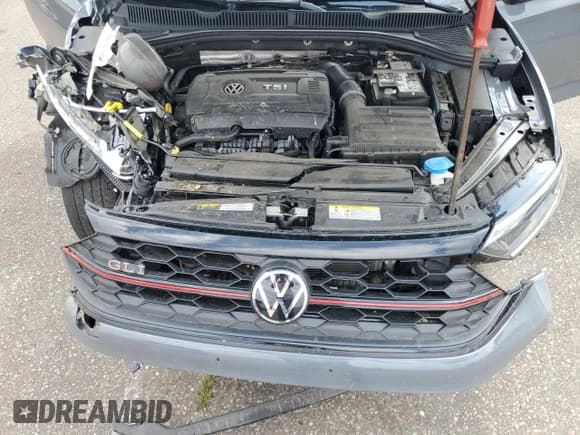 ✅ 2024 Volkswagen Jetta 40th Anniversary Edition • VIN: 3VW8T7BU4RM053469 • Лот: 71026125. Опубликован ранее на Copart с пробегом 14 130 миль. Бесплатный доступ к архиву аукционных продаж из США и подробный отчёт об истории автомобиля на DreamBid. Изображение 11.