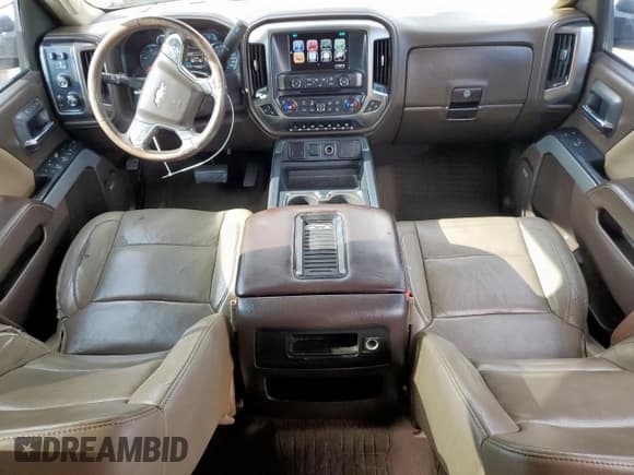 ✅ 2016 Chevrolet Silverado 2500HD LTZ • VIN: 1GC1KWE87GF132342 • Lot: 63491245. Wystawiony na Copart z przebiegiem 330 596 mil. Bezpłatny archiwum sprzedaży aukcyjnych z USA i szczegółowy raport historii pojazdu na DreamBid. Zdjęcie 8.