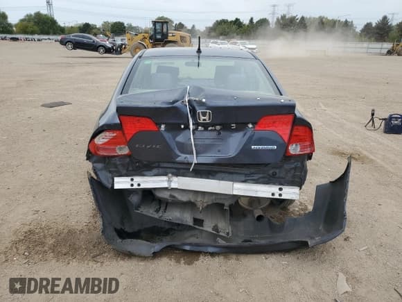 ✅ 2008 Honda Civic • VIN: JHMFA362X8S015928 • Lot: 81120395. Wystawiony na Copart z przebiegiem 209 266 mil. Bezpłatny archiwum sprzedaży aukcyjnych z USA i szczegółowy raport historii pojazdu na DreamBid. Zdjęcie 6.