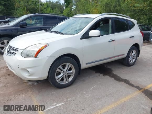 ✅ 2013 Nissan Rogue S • VIN: JN8AS5MTXDW016746 • Лот: 43135935. Опубликован ранее на IAAI с пробегом 142 493 миль. Бесплатный доступ к архиву аукционных продаж из США и подробный отчёт об истории автомобиля на DreamBid. Изображение 2.