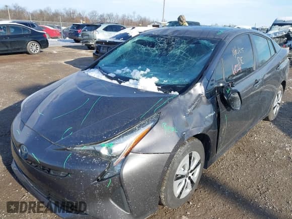 ✅ 2018 Toyota Prius Two • VIN: JTDKBRFU6J3604055 • Lot: 43826024. Listed on IAAI with 101,019 mi. Free auction sales archive from the USA and detailed vehicle history report at DreamBid. Image 6.