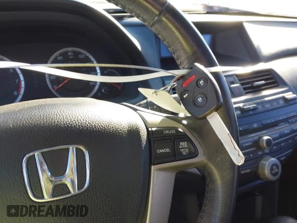 ✅ 2009 Honda Accord EX-L • VIN: 1HGCP26839A018258 • Lot: 43572135. Wystawiony na IAAI z przebiegiem 170 841 mil. Bezpłatny archiwum sprzedaży aukcyjnych z USA i szczegółowy raport historii pojazdu na DreamBid. Zdjęcie 11.