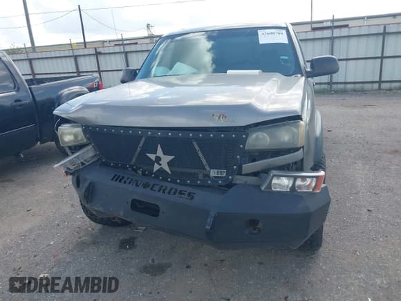 ✅ 2006 Chevrolet Silverado 2500HD LT3 • VIN: 1GCHK23D46F190611 • Лот: 42600708. Опубликован ранее на IAAI с пробегом Не указан. Бесплатный доступ к архиву аукционных продаж из США и подробный отчёт об истории автомобиля на DreamBid. Изображение 12.