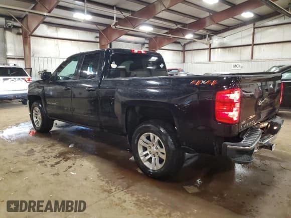 ✅ 2019 Chevrolet Silverado 1500 LT • VIN: 2GCVKPEC2K1190144 • Lot: 90080985. Wystawiony na Copart z przebiegiem 100 990 mil. Bezpłatny archiwum sprzedaży aukcyjnych z USA i szczegółowy raport historii pojazdu na DreamBid. Zdjęcie 2.