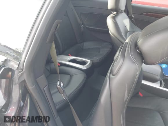 ✅ 2014 Cadillac CTS Premium • VIN: 1G6DH1E33E0114524 • Lot: 43754425. Listed on IAAI with 41,298 mi. Free auction sales archive from the USA and detailed vehicle history report at DreamBid. Image 8.