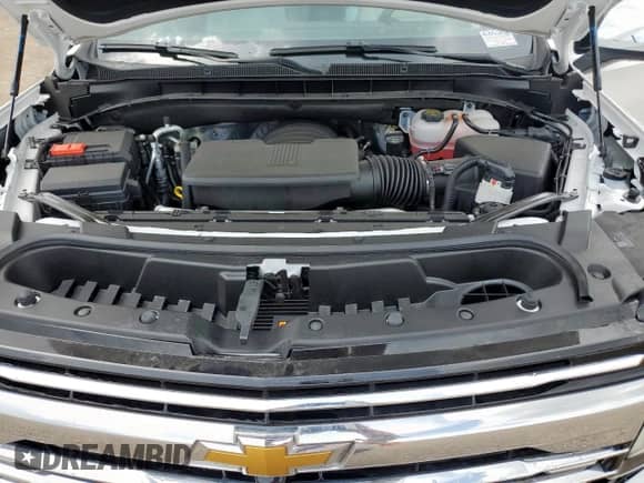 2025 Chevrolet Suburban Premier with VIN 1GNS6FRD7SR181541, listed as a Copart auction lot 64447805 with 2,843 mi miles and Salvage title. Bid and sale history available at DreamBid. Image 12.