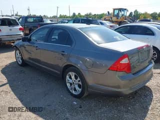 ✅ 2012 Ford Fusion SE • VIN: 3FAHP0HA3CR428246 • Lot: 43197641. Wystawiony na IAAI z przebiegiem 123 528 mil. Bezpłatny archiwum sprzedaży aukcyjnych z USA i szczegółowy raport historii pojazdu na DreamBid. Zdjęcie 3.