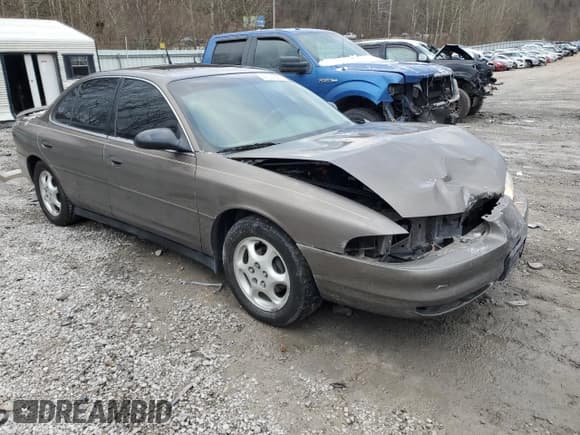 ✅ 2000 Oldsmobile Intrigue GX • VIN: 1G3WH52HXYF103020 • Lot: 41337285. Wystawiony na Copart z przebiegiem 143 182 mil. Bezpłatny archiwum sprzedaży aukcyjnych z USA i szczegółowy raport historii pojazdu na DreamBid. Zdjęcie 4.