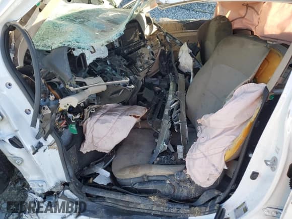 ✅ 2019 Hyundai Elantra SE • VIN: 5NPD74LF6KH461844 • Lot: 46657985. Listed on Copart with Not provided. Free auction sales archive from the USA and detailed vehicle history report at DreamBid. Image 7.