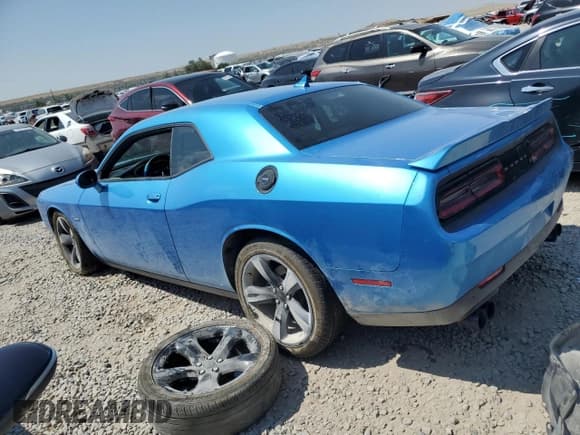 ✅ 2016 Dodge Challenger R/T Plus • VIN: 2C3CDZBT9GH125599 • Лот: 67208385. Опубликован ранее на Copart с пробегом 62 642 миль. Бесплатный доступ к архиву аукционных продаж из США и подробный отчёт об истории автомобиля на DreamBid. Изображение 2.