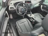 ✅ 2015 BMW 2 Series 228i xDrive • VIN: WBA1F7C5XFV367659 • Lot: 58855145. Wystawiony na Copart z przebiegiem 50 848 mil. Bezpłatny archiwum sprzedaży aukcyjnych z USA i szczegółowy raport historii pojazdu na DreamBid. Zdjęcie 8.