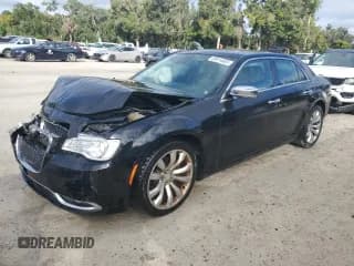 ✅ 2017 Chrysler 300 C • VIN: 2C3CCAEG6HH586327 • Лот: 89814885. Опубликован ранее на Copart с пробегом 121 978 миль. Бесплатный доступ к архиву аукционных продаж из США и подробный отчёт об истории автомобиля на DreamBid. Изображение 1.