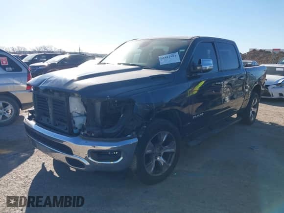 2020 Ram 1500 Laramie с VIN 1C6RREJT4LN232859, выставлен на аукционе IAAI как лот 41811981 с пробегом 104 763 миль миль и . История ставок и продаж доступна на DreamBid. Изображение 17.