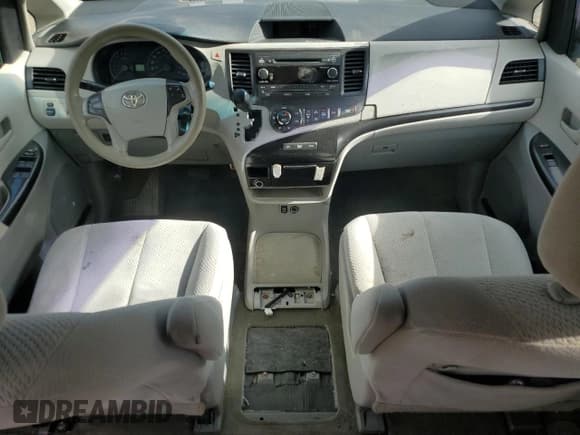 ✅ 2014 Toyota Sienna LE AAS • VIN: 5TDKK3DC1ES448096 • Lot: 92122005. Listed on Copart with 168,521 mi. Free auction sales archive from the USA and detailed vehicle history report at DreamBid. Image 8.