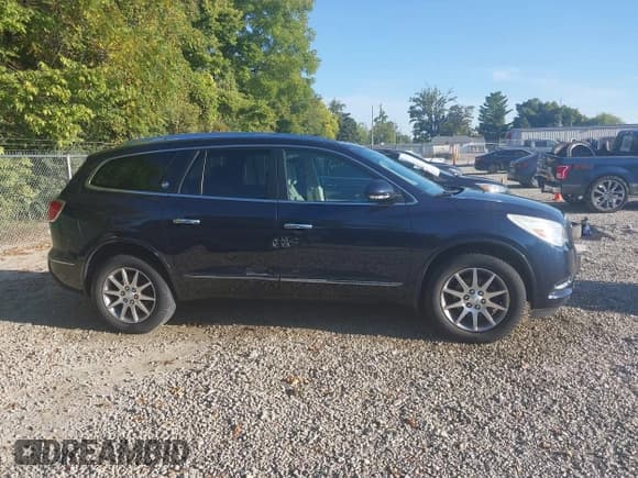 ✅ 2016 Buick Enclave Convenience • VIN: 5GAKRAKD4GJ234460 • Lot: 43170918. Wystawiony na IAAI z przebiegiem 137 218 mil. Bezpłatny archiwum sprzedaży aukcyjnych z USA i szczegółowy raport historii pojazdu na DreamBid. Zdjęcie 13.