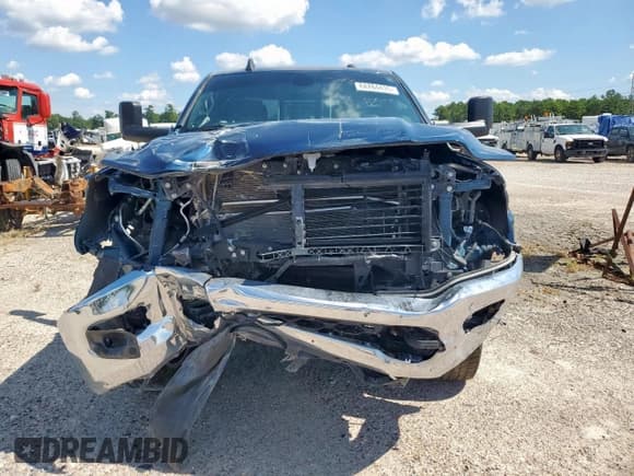 ✅ 2022 Ram 2500 Big Horn • VIN: 3C6UR5DJ3NG170399 • Лот: 84284435. Опубликован ранее на Copart с пробегом 60 281 миль. Бесплатный доступ к архиву аукционных продаж из США и подробный отчёт об истории автомобиля на DreamBid. Изображение 5.