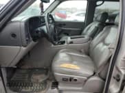 ✅ 2004 Chevrolet Suburban LT • VIN: 1GNFK16Z74J100054 • Лот: 78371154. Опубликован ранее на Copart с пробегом Не указан. Бесплатный доступ к архиву аукционных продаж из США и подробный отчёт об истории автомобиля на DreamBid. Изображение 7.
