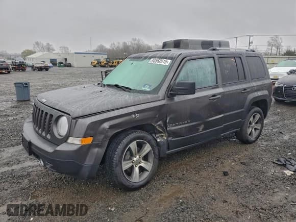 ✅ 2016 Jeep Patriot High Altitude • VIN: 1C4NJRFB4GD580467 • Lot: 93562615. Wystawiony na Copart z przebiegiem 59 642 mil. Bezpłatny archiwum sprzedaży aukcyjnych z USA i szczegółowy raport historii pojazdu na DreamBid. Zdjęcie 1.
