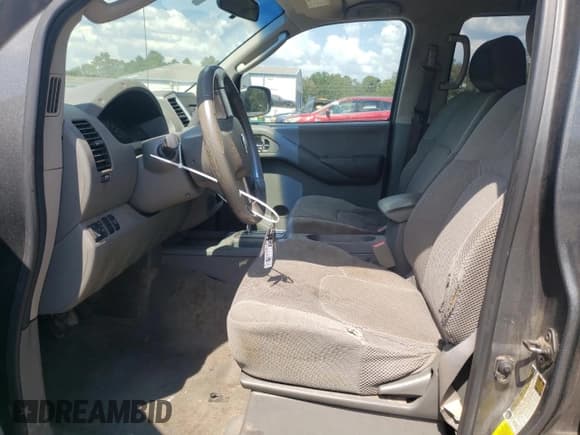 ✅ 2009 Nissan Frontier SE • VIN: 1N6AD07U79C411051 • Lot: 81083185. Wystawiony na Copart z przebiegiem 278 604 mil. Bezpłatny archiwum sprzedaży aukcyjnych z USA i szczegółowy raport historii pojazdu na DreamBid. Zdjęcie 7.