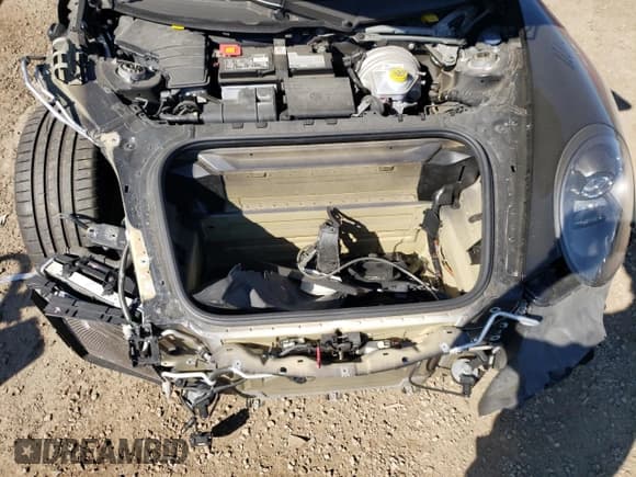 ✅ 2015 Porsche 911 Carrera • VIN: WP0AA2A98FS106543 • Lot: 73144614. Listed on Copart with 16,987 mi. Free auction sales archive from the USA and detailed vehicle history report at DreamBid. Image 11.