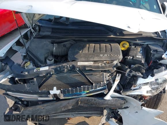 ✅ 2017 Dodge Grand Caravan SXT • VIN: 2C4RDGCG2HR842661 • Lot: 42919078. Wystawiony na IAAI z przebiegiem 129 564 mil. Bezpłatny archiwum sprzedaży aukcyjnych z USA i szczegółowy raport historii pojazdu na DreamBid. Zdjęcie 10.