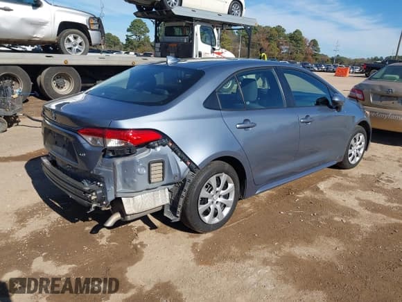 ✅ 2024 Toyota Corolla LE • VIN: 5YFB4MDE8RP168112 • Lot: 43899140. Wystawiony na IAAI z przebiegiem 43 957 mil. Bezpłatny archiwum sprzedaży aukcyjnych z USA i szczegółowy raport historii pojazdu na DreamBid. Zdjęcie 4.