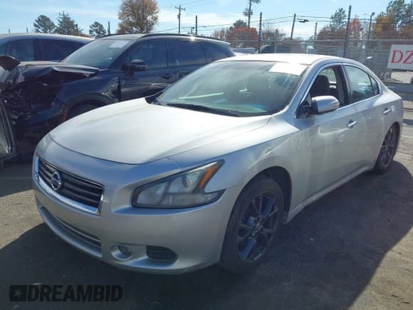 ✅ 2012 Nissan Maxima SV • VIN: 1N4AA5AP4CC820651 • Лот: 43731956. Опубликован ранее на IAAI с пробегом 146 488 миль. Бесплатный доступ к архиву аукционных продаж из США и подробный отчёт об истории автомобиля на DreamBid. Изображение 17.