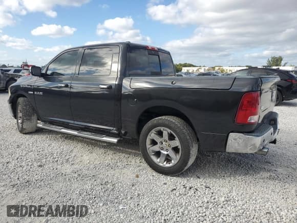 ✅ 2009 Dodge 1500 SLT • VIN: 1D3HB13T99J527171 • Lot: 88033865. Wystawiony na Copart z przebiegiem 217 218 mil. Bezpłatny archiwum sprzedaży aukcyjnych z USA i szczegółowy raport historii pojazdu na DreamBid. Zdjęcie 2.