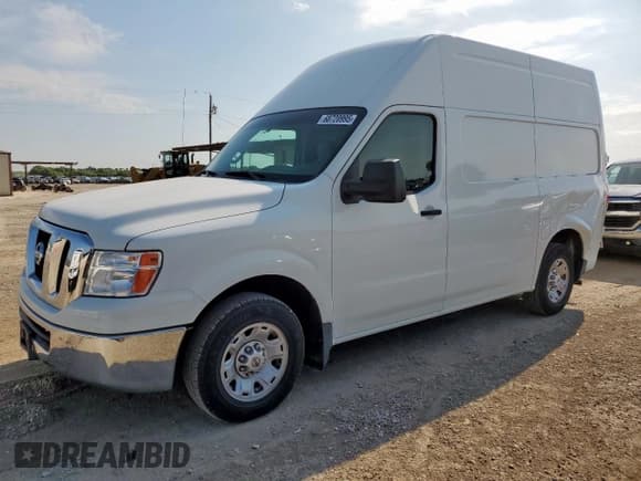 ✅ 2013 Nissan NV SV • VIN: 1N6BF0LY3DN107638 • Lot: 68720995. Listed on Copart with 38,685 mi. Free auction sales archive from the USA and detailed vehicle history report at DreamBid. Image 1.