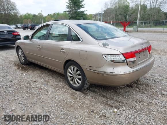 2006 Hyundai Azera SE с VIN KMHFC46F16A118500, выставлен на аукционе IAAI как лот 42007351 с пробегом 36 676 миль миль и . История ставок и продаж доступна на DreamBid. Изображение 3.