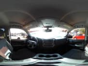 ✅ 2019 Chevrolet Silverado 1500 LT • VIN: 2GCRCPECXK1163496 • Lot: 42667633. Wystawiony na IAAI z przebiegiem 189 649 mil. Bezpłatny archiwum sprzedaży aukcyjnych z USA i szczegółowy raport historii pojazdu na DreamBid. Zdjęcie 18.