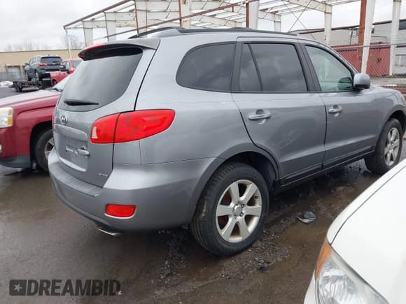 ✅ 2007 Hyundai Santa Fe SE • VIN: 5NMSH13E47H018395 • Лот: 43696285. Опубликован ранее на IAAI с пробегом 125 862 миль. Бесплатный доступ к архиву аукционных продаж из США и подробный отчёт об истории автомобиля на DreamBid. Изображение 4.