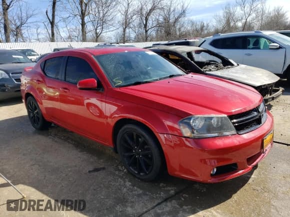 ✅ 2014 Dodge Avenger SXT • VIN: 1C3CDZCB4EN182058 • Лот: 45118474. Опубликован ранее на Copart с пробегом 173 746 миль. Бесплатный доступ к архиву аукционных продаж из США и подробный отчёт об истории автомобиля на DreamBid. Изображение 4.