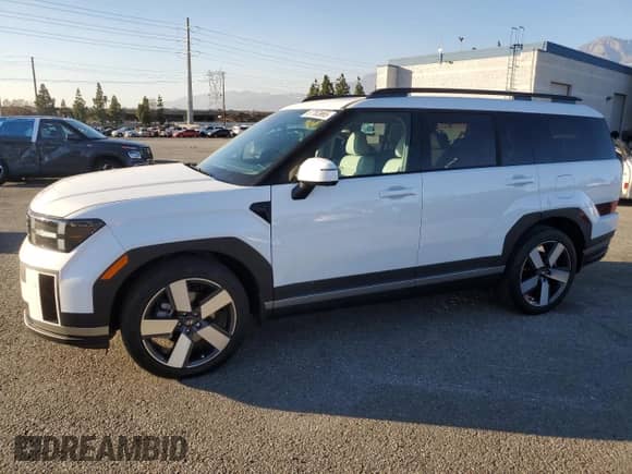 2024 Hyundai Santa Fe Limited с VIN 5NMP44GL9RH040004, выставлен на аукционе Copart как лот 87763965 с пробегом 2 552 миль миль и Списание • Salvage title. История ставок и продаж доступна на DreamBid. Изображение 1.