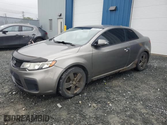 ✅ 2010 Kia Forte EX • VIN: KNAFU6A27A5106433 • Lot: 81853755. Listed on Copart with 266,671 mi. Free auction sales archive from the USA and detailed vehicle history report at DreamBid. Image 1.