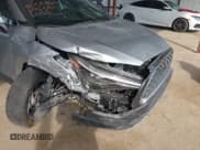 ✅ 2024 Toyota Corolla Cross XLE • VIN: 7MUDAAAG4RV102594 • Lot: 43496530. Wystawiony na IAAI z przebiegiem 16 004 mil. Bezpłatny archiwum sprzedaży aukcyjnych z USA i szczegółowy raport historii pojazdu na DreamBid. Zdjęcie 6.