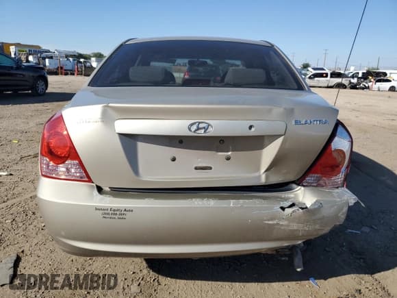 ✅ 2005 Hyundai Elantra GLS • VIN: KMHDN46D55U197862 • Lot: 80668284. Wystawiony na Copart z przebiegiem 198 776 mil. Bezpłatny archiwum sprzedaży aukcyjnych z USA i szczegółowy raport historii pojazdu na DreamBid. Zdjęcie 6.