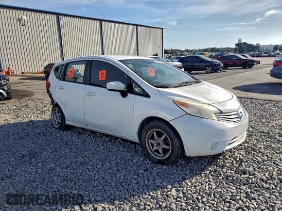 ✅ 2016 Nissan Note SV • VIN: 3N1CE2CP0GL366043 • Lot: 93813205. Wystawiony na Copart z przebiegiem 116 463 mil. Bezpłatny archiwum sprzedaży aukcyjnych z USA i szczegółowy raport historii pojazdu na DreamBid. Zdjęcie 4.