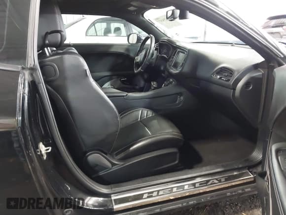 ✅ 2016 Dodge Challenger SRT Hellcat • VIN: 2C3CDZC94GH314731 • Lot: 43625457. Listed on IAAI with 68,286 mi. Free auction sales archive from the USA and detailed vehicle history report at DreamBid. Image 5.