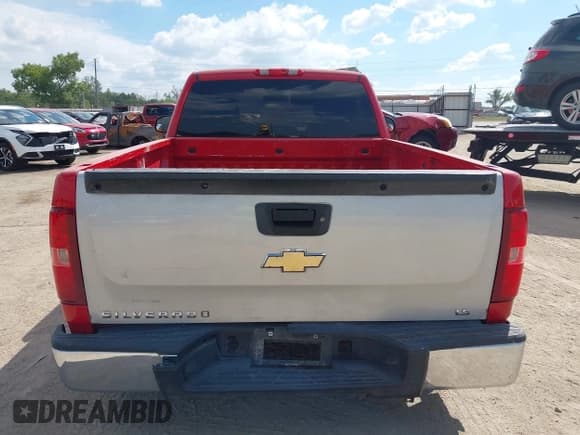 ✅ 2008 Chevrolet Silverado 1500 Work Truck • VIN: 1GCEC14C88Z290521 • Lot: 43341686. Listed on IAAI with 279,134 mi. Free auction sales archive from the USA and detailed vehicle history report at DreamBid. Image 16.