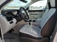 ✅ 2024 GMC Acadia FWD Denali • VIN: 1GKENLKS4RJ195328 • Lot: 74266324. Wystawiony na Copart z przebiegiem Nie podano. Bezpłatny archiwum sprzedaży aukcyjnych z USA i szczegółowy raport historii pojazdu na DreamBid. Zdjęcie 7.