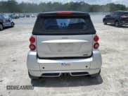 ✅ 2009 Smart fortwo Passion • VIN: WMEEK31XX9K253259 • Лот: 63807705. Опубликован ранее на Copart с пробегом 79 084 миль. Бесплатный доступ к архиву аукционных продаж из США и подробный отчёт об истории автомобиля на DreamBid. Изображение 6.