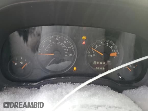 ✅ 2015 Jeep Patriot Sport • VIN: 1C4NJPBB1FD118733 • Лот: 91930675. Опубликован ранее на Copart с пробегом 68 358 миль. Бесплатный доступ к архиву аукционных продаж из США и подробный отчёт об истории автомобиля на DreamBid. Изображение 9.